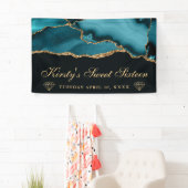 ティール(緑がかった色)及び金ゴールドグリッターアゲートSweet sixteen 横断幕 (インサイチュ)