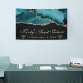 ティール(緑がかった色)及び金ゴールドグリッターアゲートSweet sixteen 横断幕 (トレードショー)