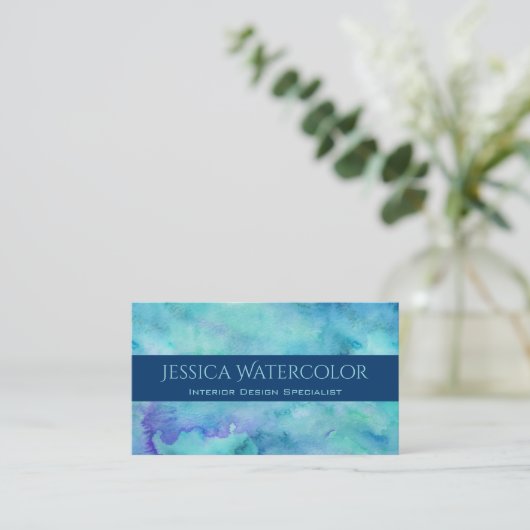 ティール（緑がかった色）水色の背景(青いバナー付きストライプ) 名刺 (スタンド正面)