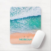ティール(緑がかった色)波の空中表示、ビーチ上の人、名前 マウスパッド (マウス)