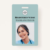ティール（緑がかった色）登録ナースフォトIDバッジロゴQRコード バッジ (正面)