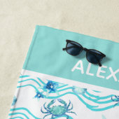 ティール(緑がかった色)航海のブルーシーライフカニスターフィッシュ ビーチタオル (インサイチュ)