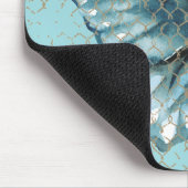 ティール（緑がかった色）蝶のチェーンリンクフェンスデザイン マウスパッド (コーナー)