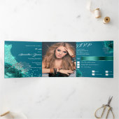 ティール（緑がかった色）銀バラ女性写真フローラ誕生日 三つ折り招待状 (内部)