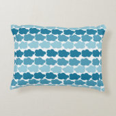 ティール（緑がかった色）雲（女の子または男の子） アクセントクッション (裏面)