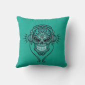 ティール（緑がかった色）青いDJはスカルを砂糖で甘くします クッション (裏面)