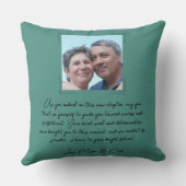 ティール（緑がかった色）Bee-lieve in Your Journey Graduation K クッション (裏面)