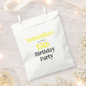 ティーンの気だるげな誕生日パーティーの招待状 フェイバーバッグ (クリップ留めされた状態)