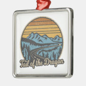 テイルオブザドラゴンレトロ メタルオーナメント (左)