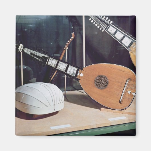 テオルボ、1637年 マグネット (正面)