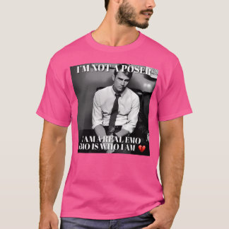 テオ・ジェームス・エモ Tシャツ