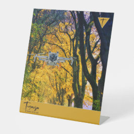 テガルヤ 台座サイン