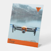 テガルヤ 台座サイン (正面)