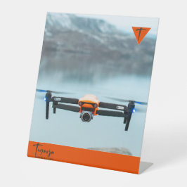 テガルヤ 台座サイン