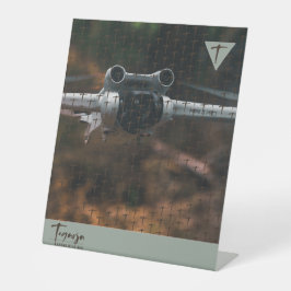 テガルヤ 台座サイン