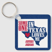 テキサス州にいる人が私をキーチェーンが大好き キーホルダー (正面)