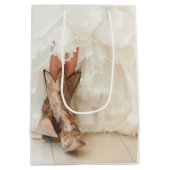 テキサス州新婦インブーツブライダルシャワー ミディアムペーパーバッグ (裏面)