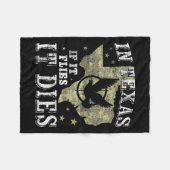 テキサス州鳩狩りシーズン – それは死ぬまで飛ぶ – Dov フリースブランケット (正面(横))