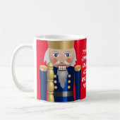 テキストの光沢のあるイラストレーションのナツクラッカーを赤で追加 コーヒーマグカップ (左)