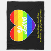 テキストの追加、レインボーハートラブオンラージブラック フリースブランケット (正面)