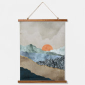 テクスチャのある山の層と夕焼けの輝き 吊り下げ型タペストリー (正面)
