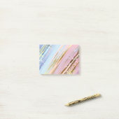 テクスチャピンクの背景 ポストイット (デスク上)