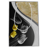 テクスチャ上のグレーと黄色のチューリップ ミディアムペーパーバッグ (正面)