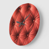 テクスチャ付きレッドレザー:詳細なマテリアルのクローズアップ ラージ壁時計 (傾斜)
