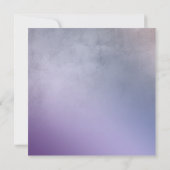 テクスチャ付き紫グラデーション延期結婚カード 招待状 (裏面)