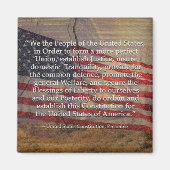 テクスチャ付き背景の上の米国憲法プリアンブル マグネット (正面)