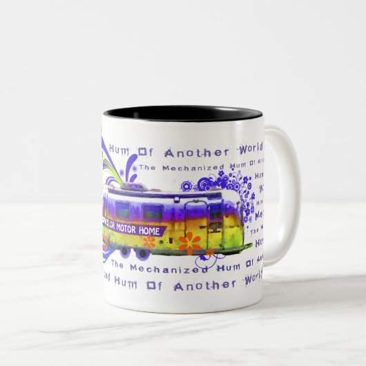 テクニカラーのキャンピングカーの大きいマグ ツートーンマグカップ (正面右)