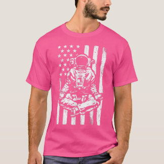 テクノレイヴEDMフェスティバルトリップ(幻覚体験)のようなヨガ宇宙飛行士USA Tシャツ