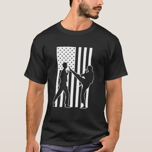 テコンドアメリカ国旗武術芸術 Tシャツ (正面)