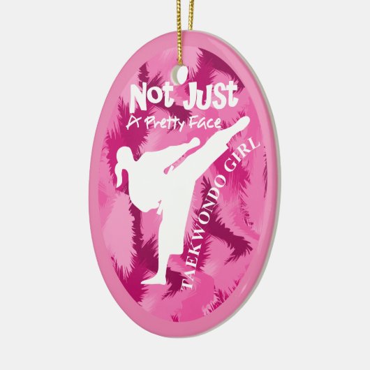 テコンドキュートピンクホワイトガーリー引用文 セラミックオーナメント (左)