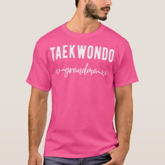 テコンドーおばあちゃんおもしろいテコンドーおばあちゃん Tシャツ