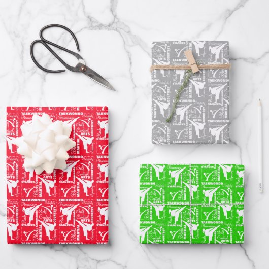 テコンドーかわいい赤い緑のシルバーホワイトガーリー ラッピングペーパーシート (正面)