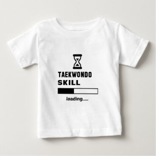 テコンドーの技術のローディング...... ベビーTシャツ