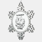 テコンドーは私に触れ、あなたの最初レッスンは自由です スノーフレークピューターオーナメント (右)