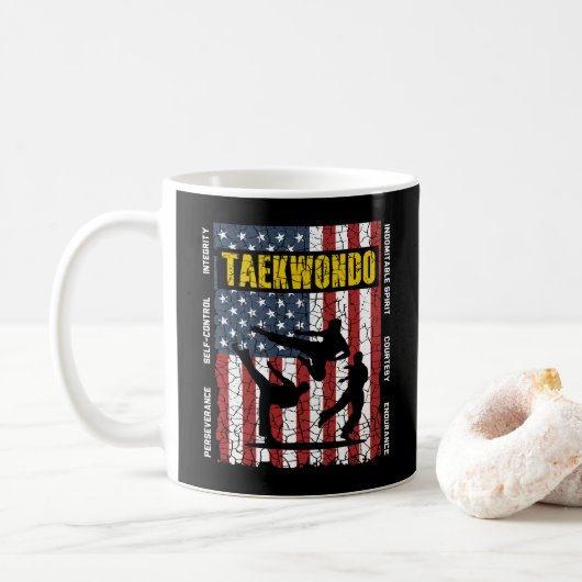 テコンドー自己コントロアメリカ武術芸術国旗 コーヒーマグカップ (ドーナツ)