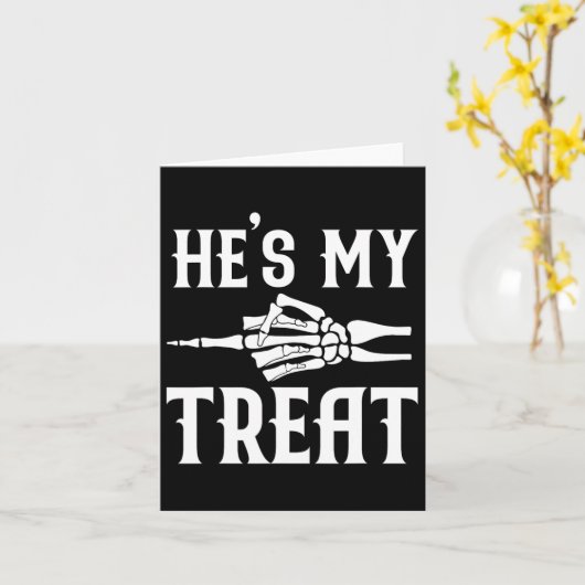 テコンドーFで7誕生日7位を蹴る準備ができている カード (黄色い花)