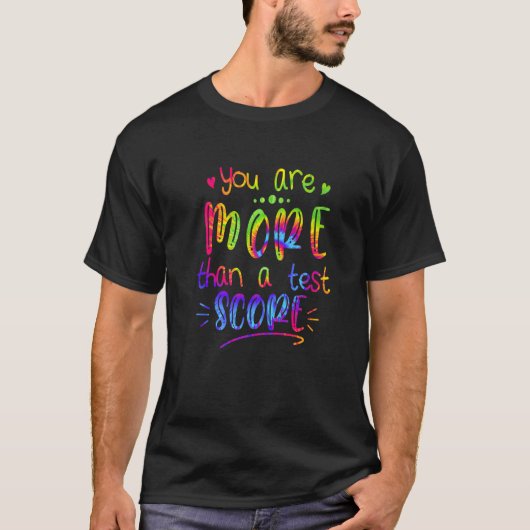 テストの日の先生テストのスコアTi以上である Tシャツ (正面)