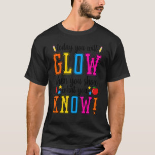 テストの日の学生のテストを知っていることを表示する Tシャツ