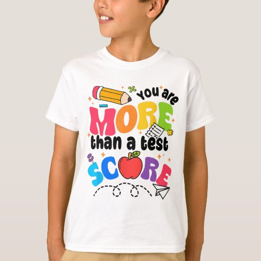 テスト日テストのスコアより多い Tシャツ (正面)
