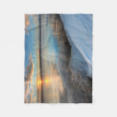 テスリン湖ゆくん降り注ぎ フリースブランケット (正面)