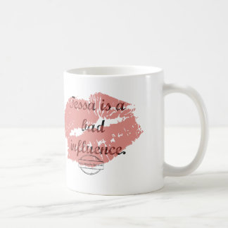 テッサは悪い影響のマグです コーヒーマグカップ