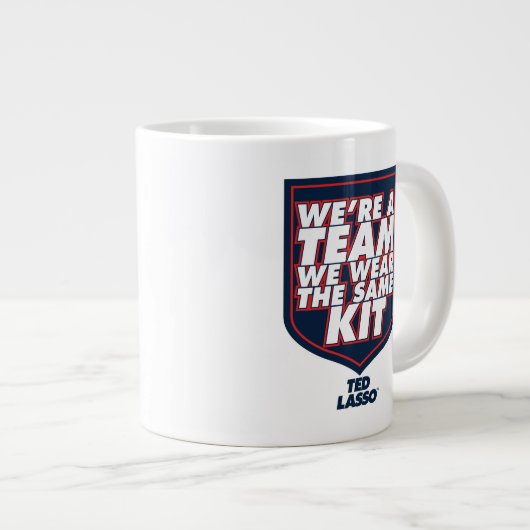 テッドなげなわ |チームタイポグラフィグラフィック ジャンボコーヒーマグカップ (正面右)