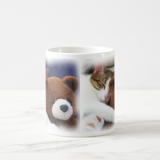 テディのマグが付いている睡眠の子猫 コーヒーマグカップ (中央)