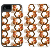 テディの配列のイラストレーションは白に関係します INCIPIO iPhoneウォレットケース (フォリオ Open)