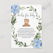 テディは男の赤ちゃんのための緑の青いフローラの本を持つ エンクロージャーカード (正面)