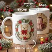 テディベアと花輪の赤ちゃんの初めてのクリスマス コーヒーマグカップ